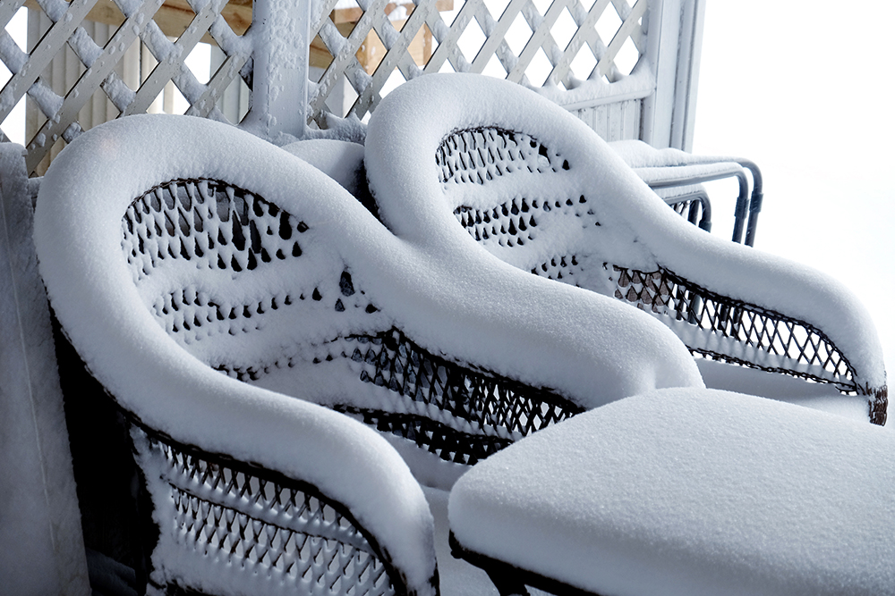 snow_covered_wicker